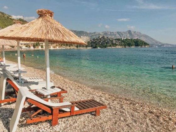 Budva plajları ve detayları